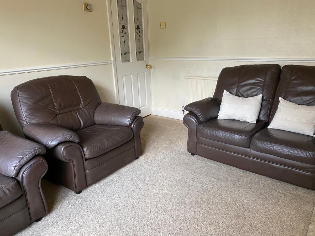 Grace Haven Villa Farnworth ภายนอก รูปภาพ